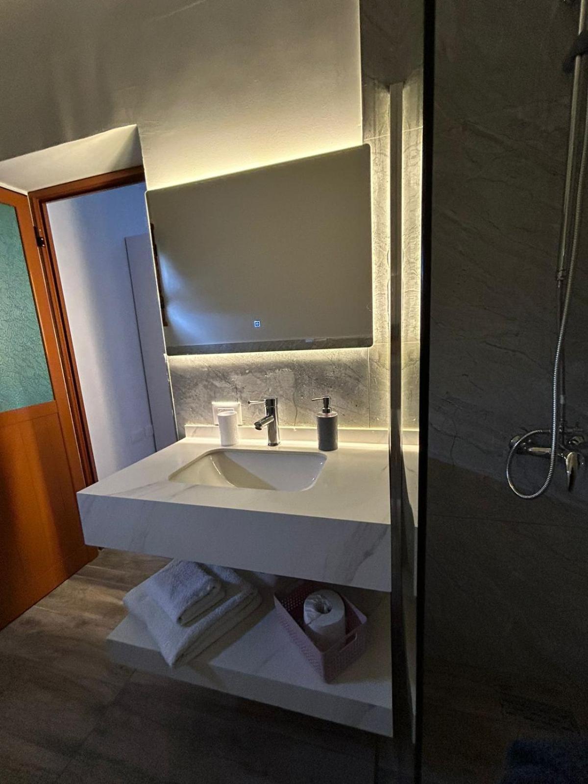 Kiki's 2 * Vlorë